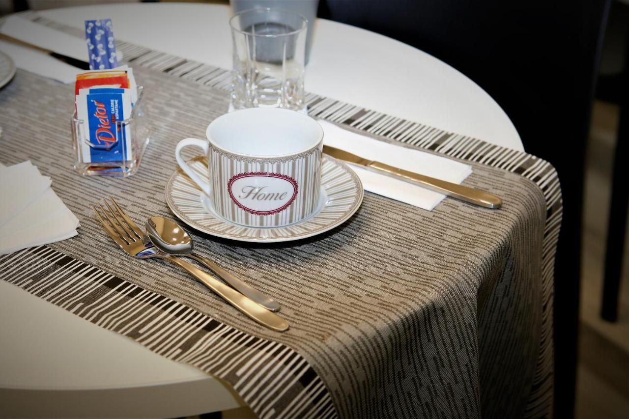 Hermes Rooms For Tourists Napoli Eksteriør billede