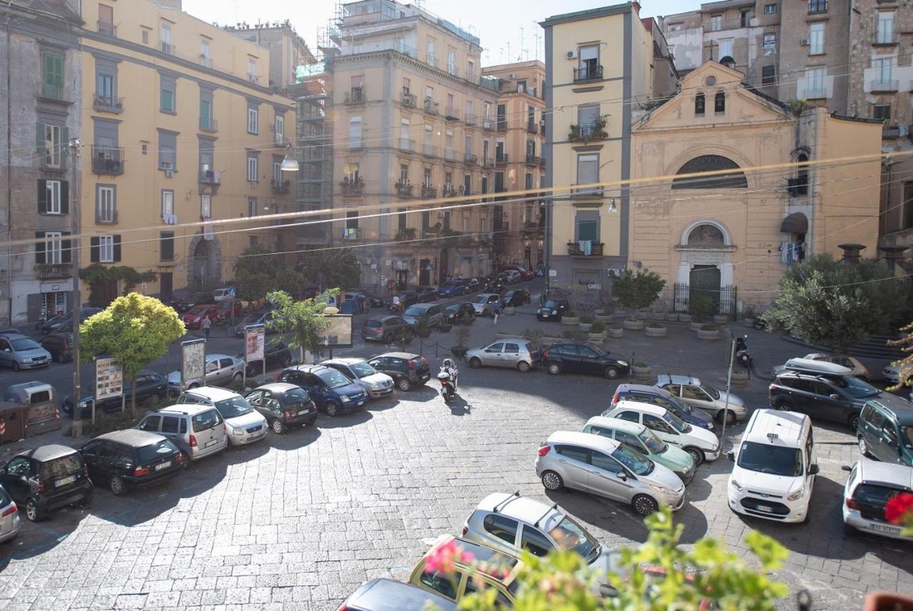 Hermes Rooms For Tourists Napoli Eksteriør billede