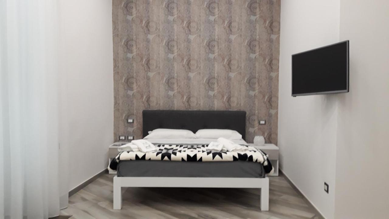 Hermes Rooms For Tourists Napoli Eksteriør billede