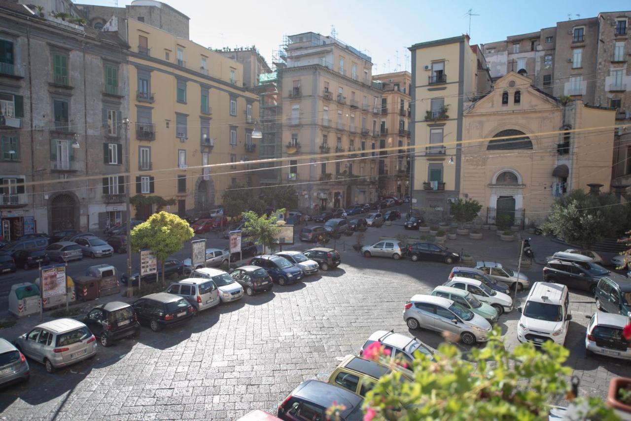 Hermes Rooms For Tourists Napoli Eksteriør billede